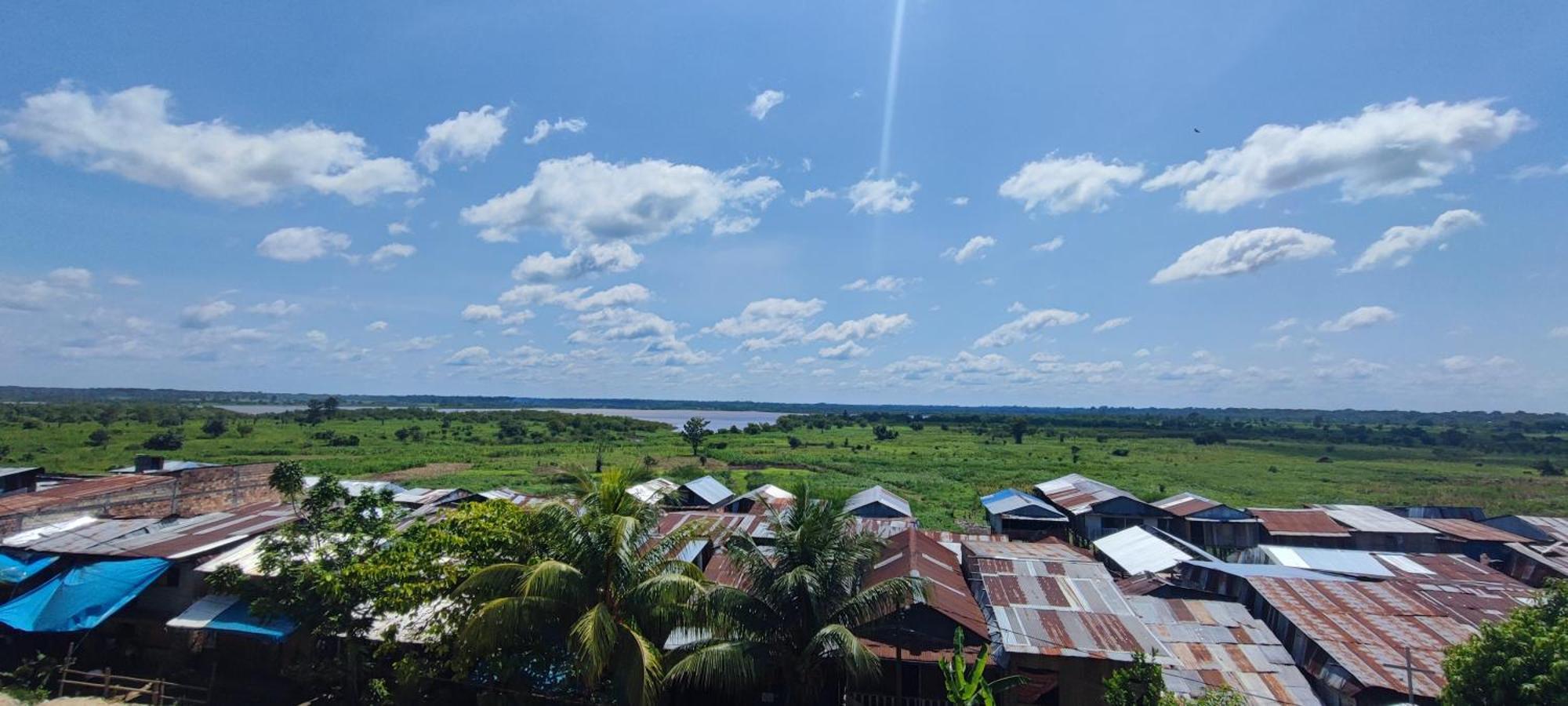 Flying Dog Hostel Iquitos Bagian luar foto