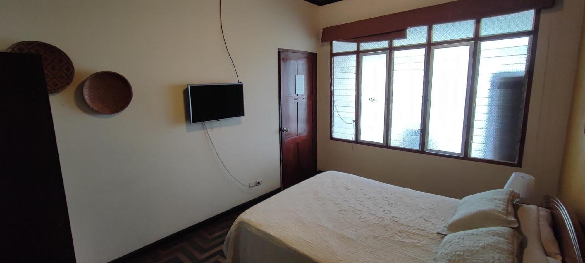 Flying Dog Hostel Iquitos Bagian luar foto