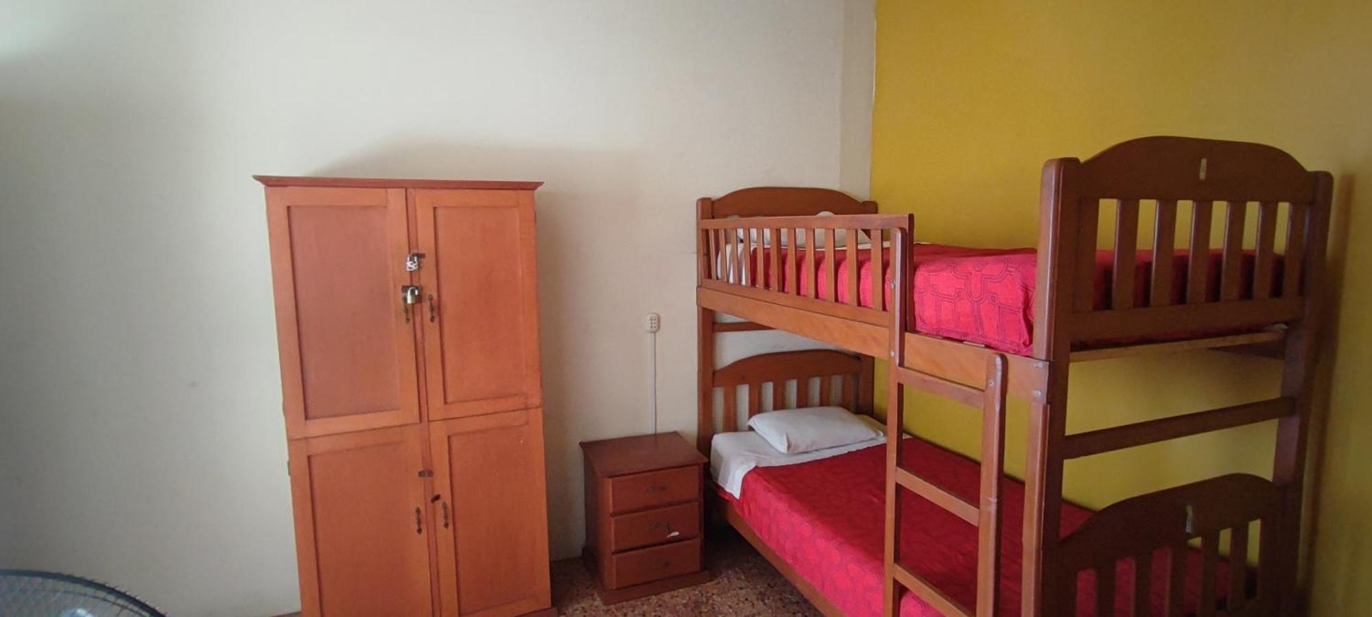 Flying Dog Hostel Iquitos Bagian luar foto
