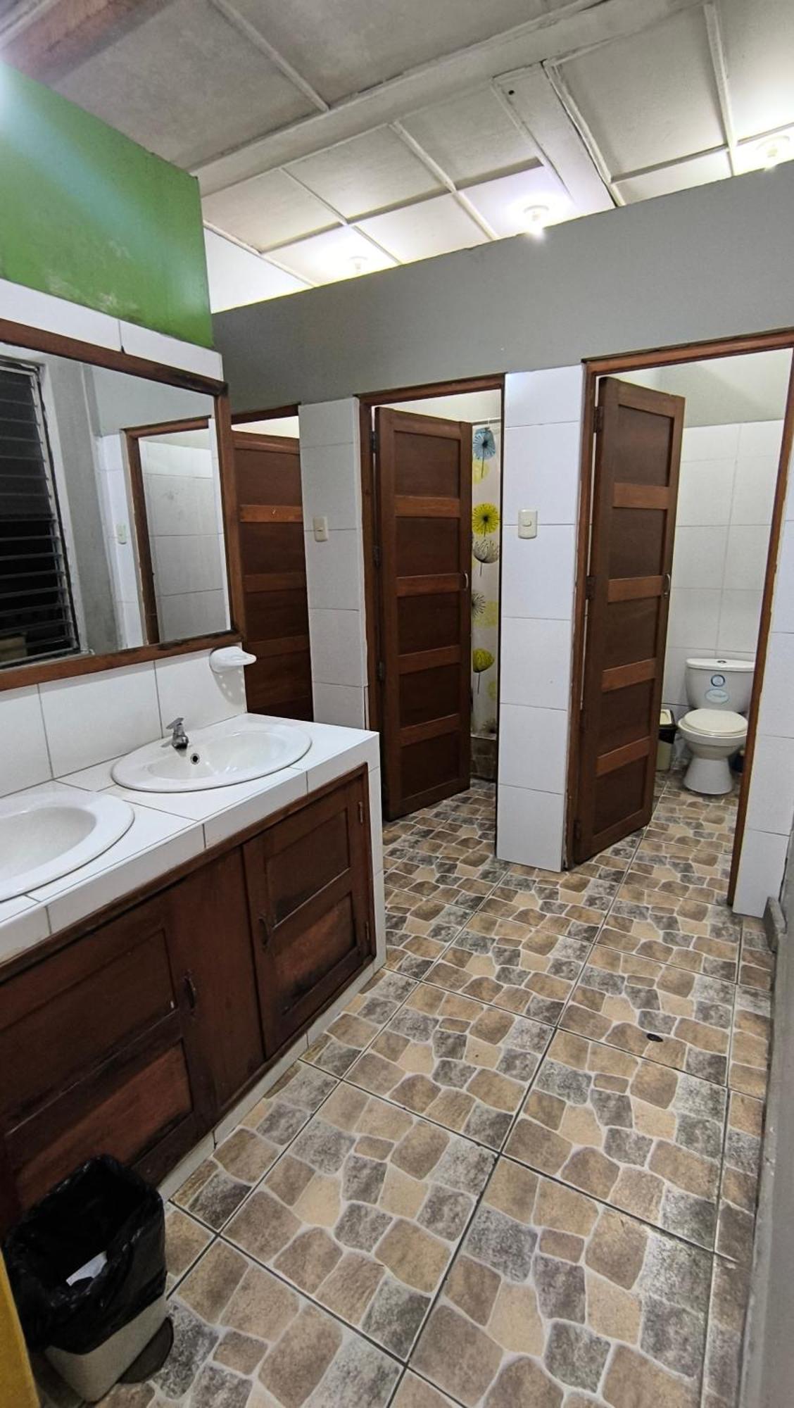 Flying Dog Hostel Iquitos Bagian luar foto
