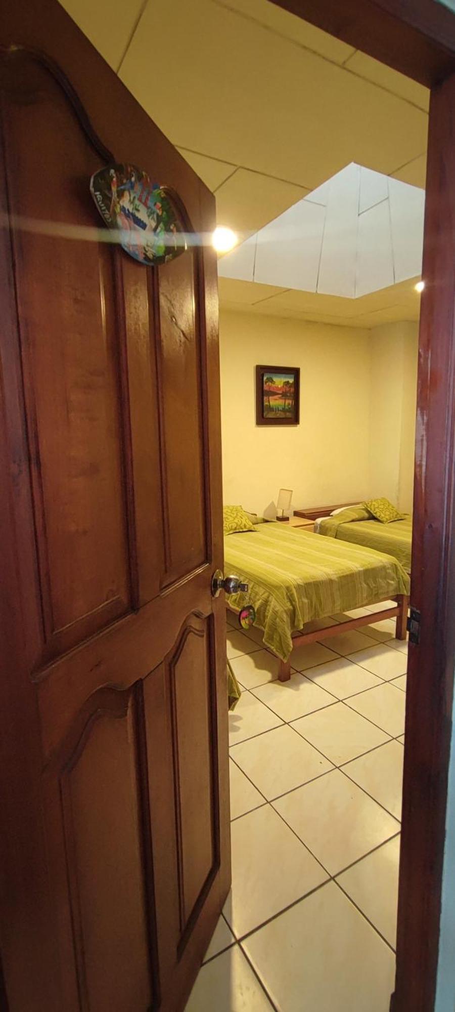 Flying Dog Hostel Iquitos Bagian luar foto