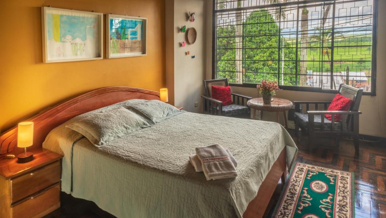 Flying Dog Hostel Iquitos Bagian luar foto